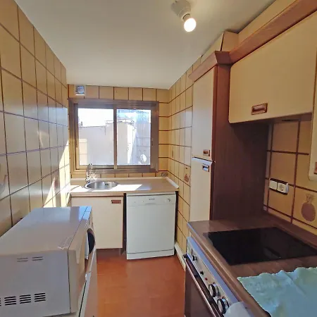 Sunny With Fantastic Terrace Views! Appartement *