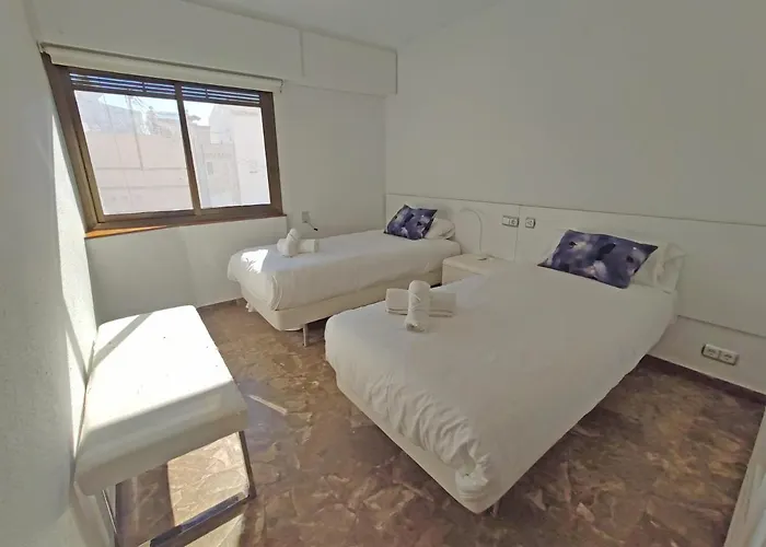 Sunny With Fantastic Terrace Views! Apartamento Valencia